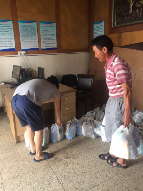 三伏高温送清凉  致敬一线多宝网页版人